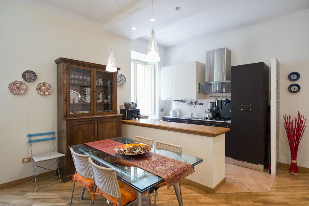 Casa Elena - Italyholidayhouse Рим Номер фото
